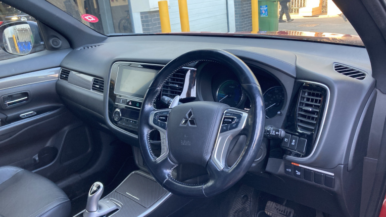 Mitsubishi Outlander 2.4 PHEV 4h 5dr Auto Estate